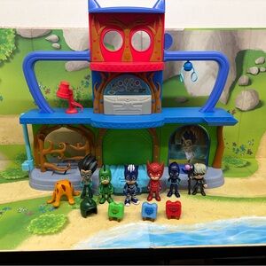 PJ Masks Adventure Headquarters Playset